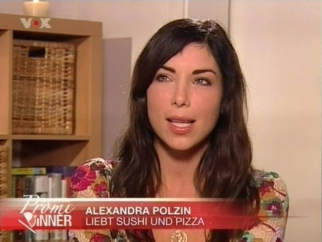 ap_dasperfektepromidinner_070401_154.jpg
