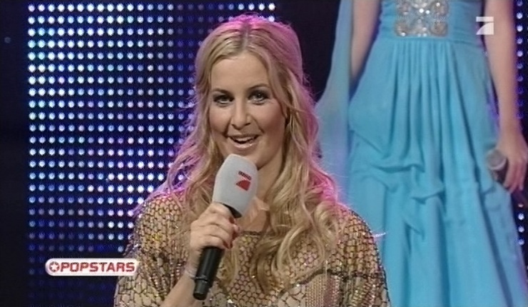 ce_popstars_101111_022.jpg