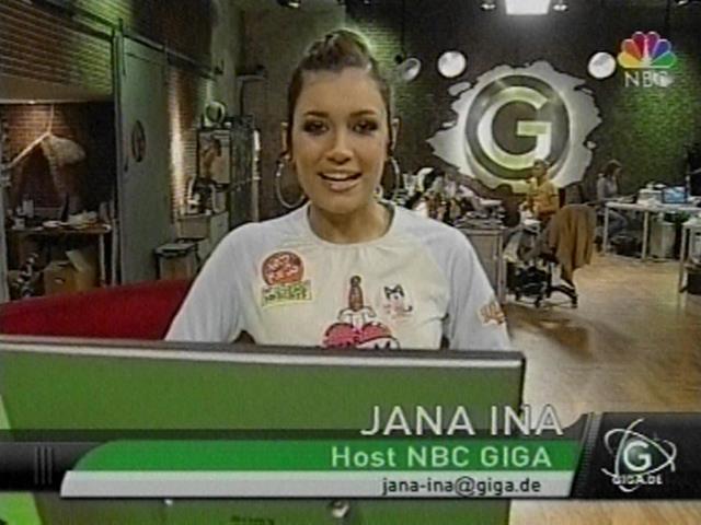 ji_giga041102_01.jpg